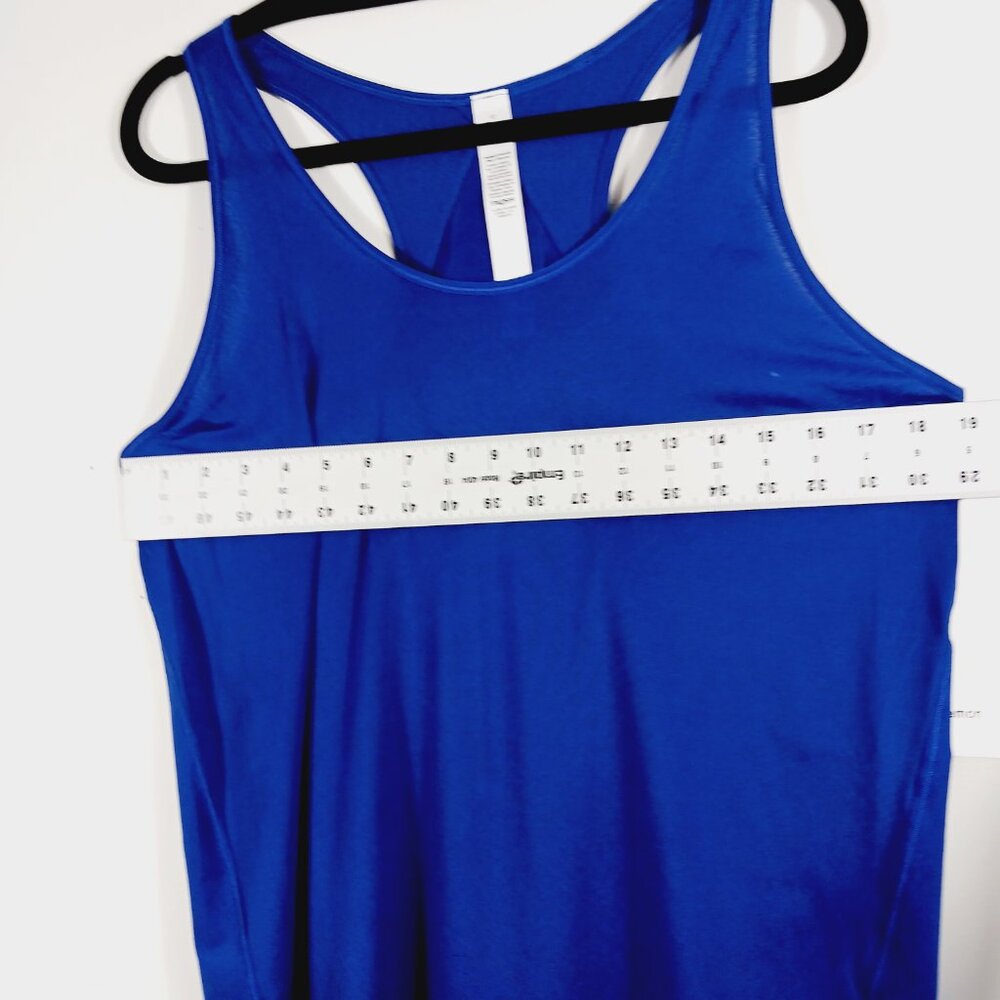 Lululemon NWT Lark/Deep Blue Essential Pleated Tank Size 10 *Tiny Flaw* - Photos - Picture 12 of 14